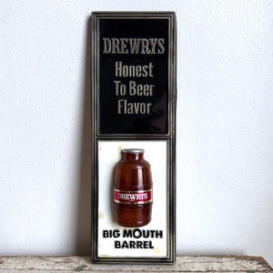 Drewrys “Honest to Beer Flavor” Barrel Sign – Big Mouth Vintage Wall Decor 18&quot;x6&quot;