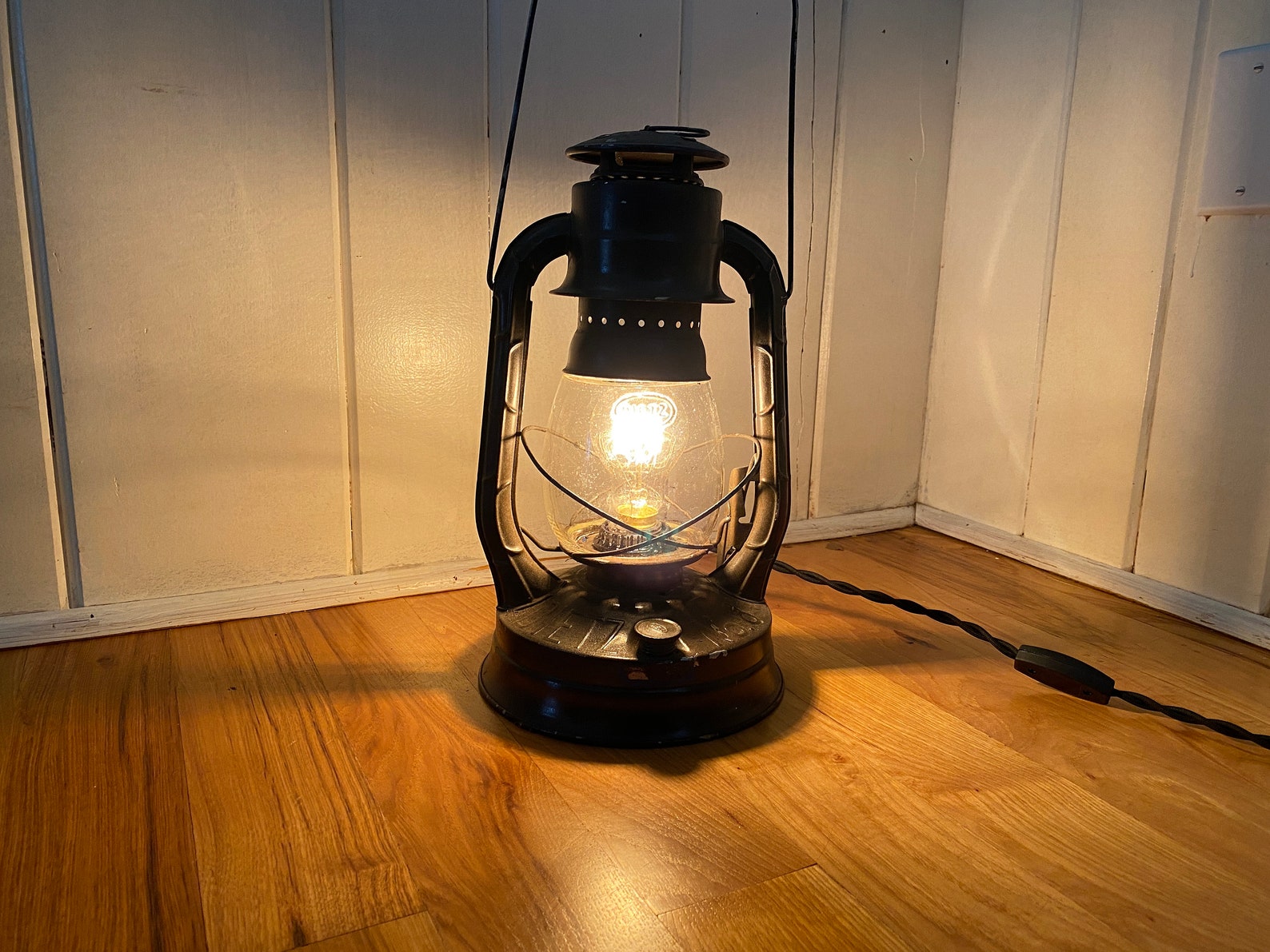 Patina Vintage Electric Lantern Light Edison Light Bulb Etsy