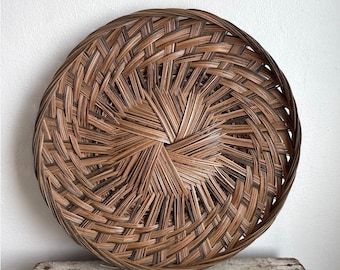 Cestino da parete in rattan e vimini stile boho vintage, vassoio da portata, decorazione da parete