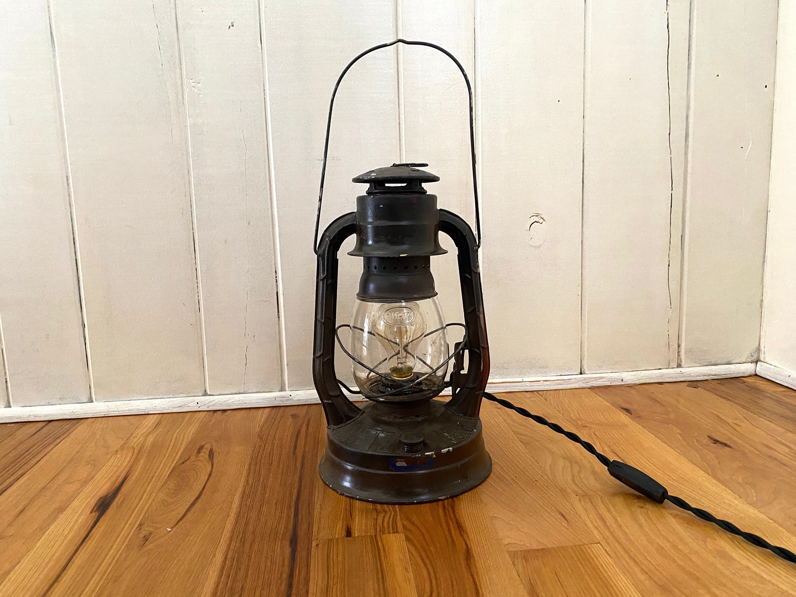 Patina Vintage Electric Lantern Light Edison Light Bulb Etsy