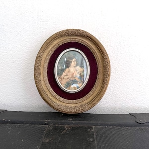 Vintage Cameo Creation Portrait, Frühlingsblumen, verzierter ovaler Rahmen, Samtmatte, Wandkunst