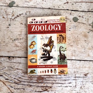 Vintage Zoology Textbook – Introduction to the Animal Kingdom