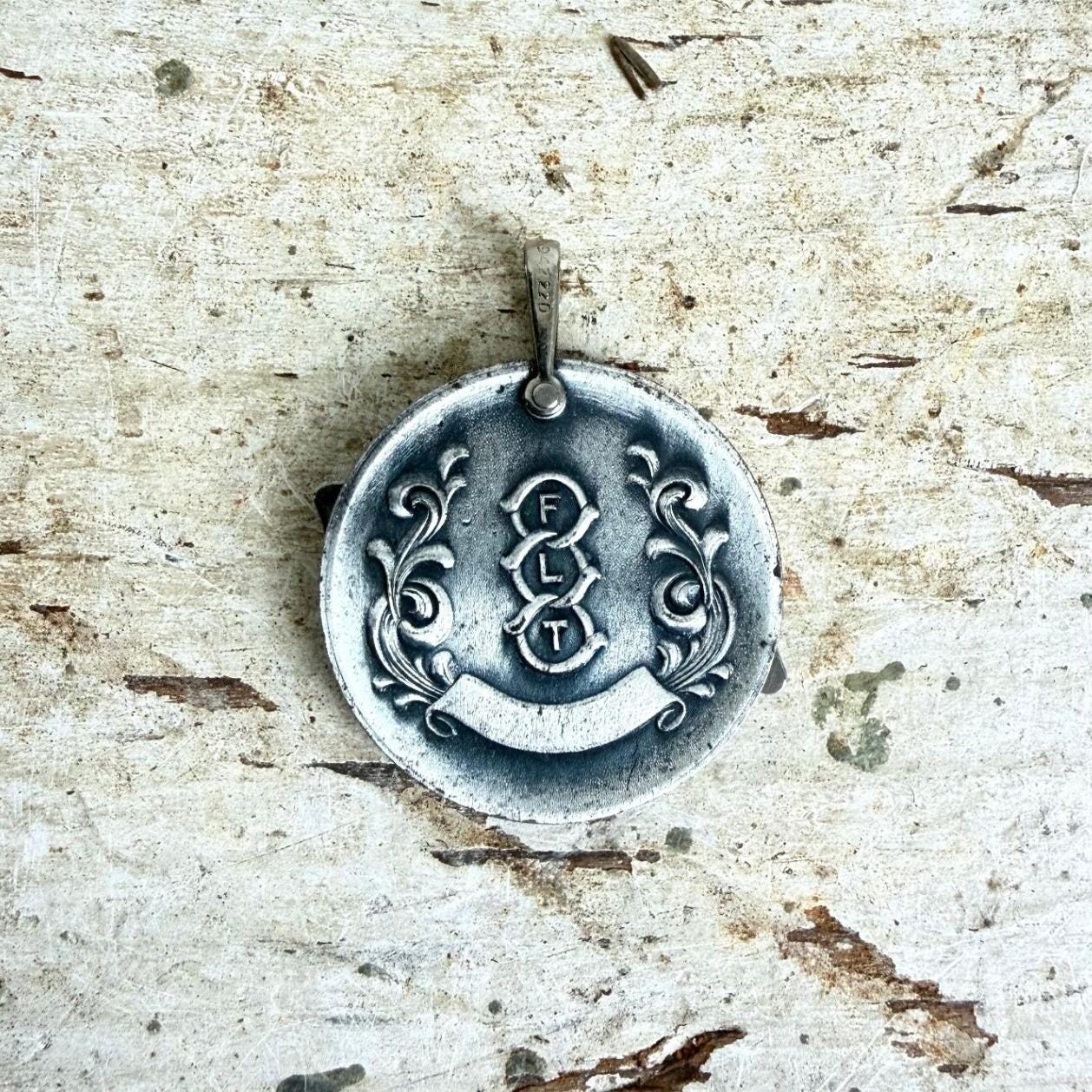 Odd Fellow Antique - Etsy