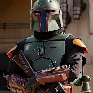 Star Wars Mandalorian Boba Fett-kostym – Svart flygdräkt med kjol Bounty Hunter 3-delad cosplay-outfit för män | Filminspirerad sci-fi bild 1