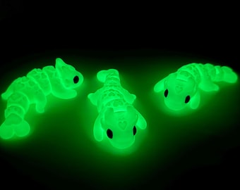 Glow-in-the-Dark Articulated Heart Dragon