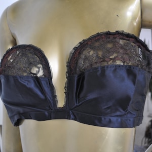 Vintage Bra from the 40s strapless