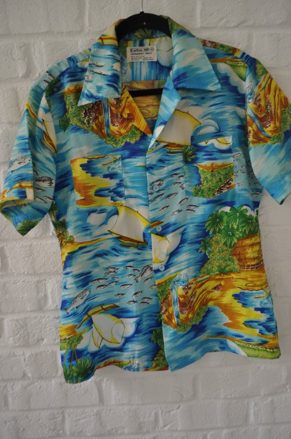 Hawaiian shirt Mens 70s