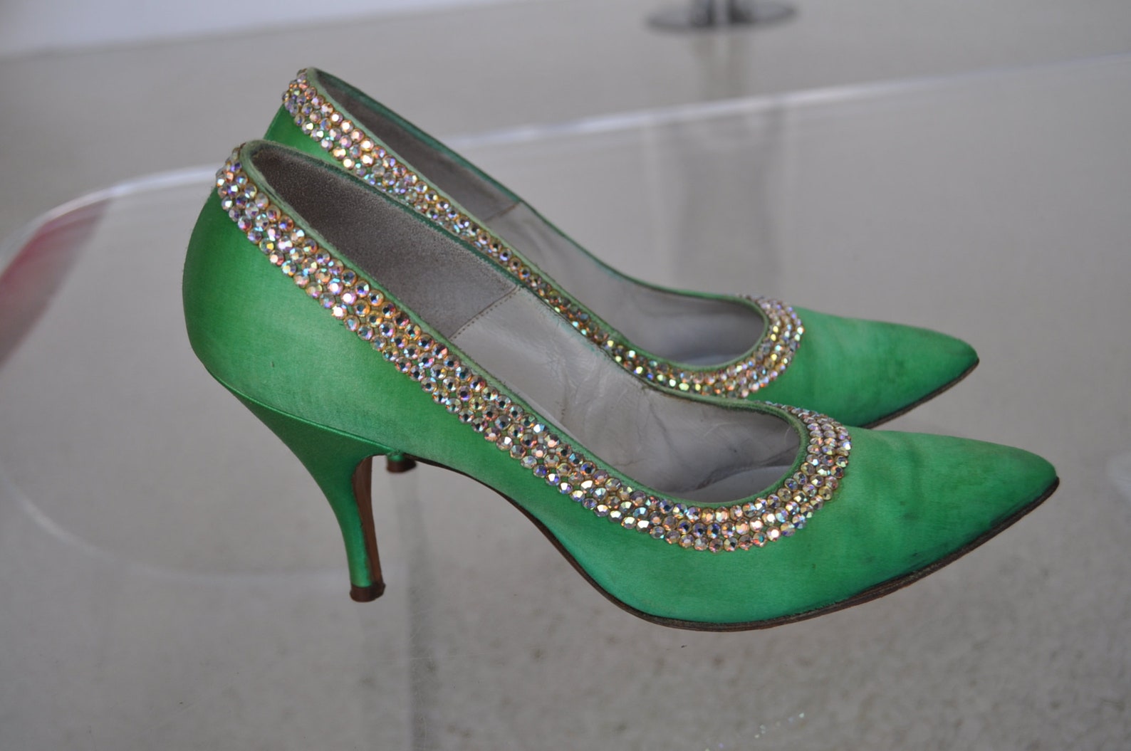 1950s De Marchi Pumps Green Satin With Rhinestones Sz 7 | Etsy