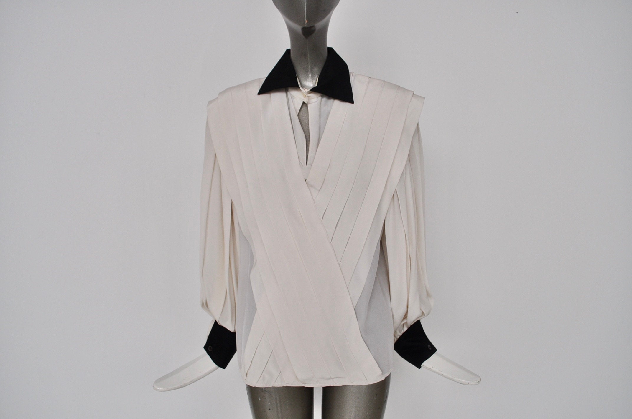 Gianfranco Ferre Blouse From the 80s - Etsy