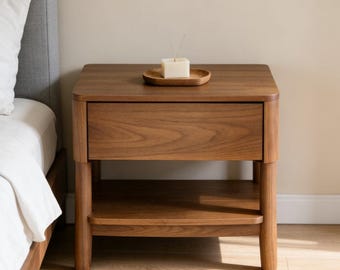 Mesa lateral de madeira maciça, mesa de cabeceira redonda, mesa de cabeceira escultural em camadas, mesa de destaque moderna para sala de estar.