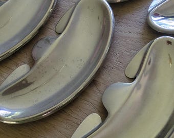 Vintage fish bone bowls or appetizer dishes, that you attach to your plate, gift for cooking enthusiasts