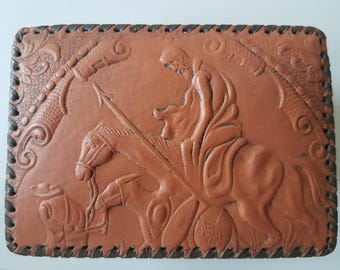 Vintage relief lederen muziekdoos, sieraden, collectors item