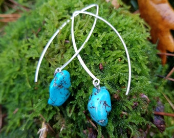 Long Rough Turquoise silver earrings in blue, Green and turquoise in Dangle Bohemian Raw style