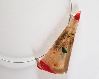 Golden point Glass pendant, Dutch Design necklace of fused glass, statement jewelry, madebymirjam, Netherlands