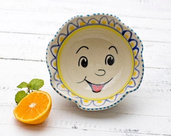 Ceramic face bowl, pottery bowl, flower face dish, handmade pottery, pottery dish, trinket dish, hand painted dish, face bowl, jewelry dish