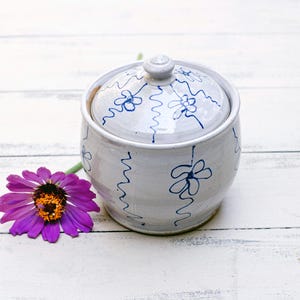 Handmade Ceramic Tea Jar with Lid: Stoneware Pottery Canister, tea stash jar, treat jar, stash jar, urn