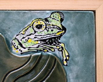 Arte de azulejos de rana pintados a mano: azulejos de gres enmarcados, arte de azulejos, azulejos hechos a mano, azulejos pintados a mano, cerámica de bellas artes