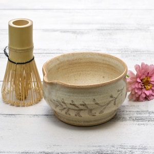 Handmade Ceramic Matcha Bowl with Spout: Pottery Chawan Tea Bowl