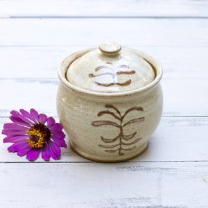 Handmade Ceramic Tea Jar with Lid: Stoneware Pottery Canister, tea stash jar, treat jar, stash jar, urn