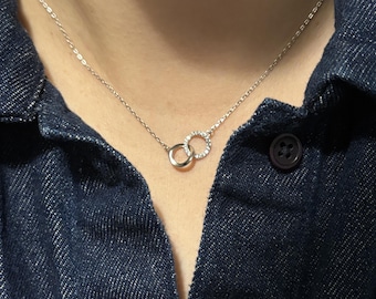 Collar de círculos entrelazados para mujer / Collar de plata de ley 925 / Collar de anillo / Collar con colgante entrelazado / Collar / Regalo para ella