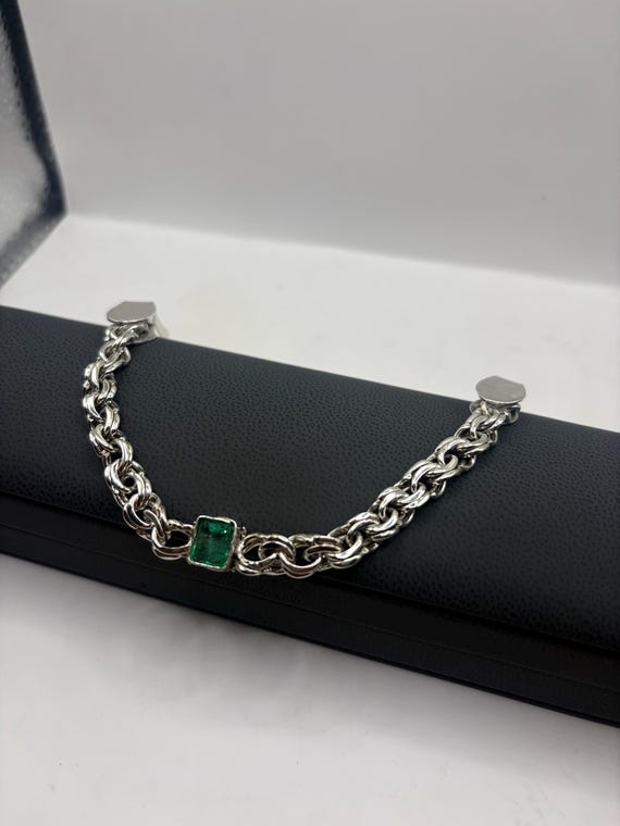 Eleonor Bracelet .925 Sterling Silver, Natural Colombian Emerald
