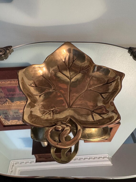 Decorative Vintage Solid Brass Grape Leaf Trinket… - image 1
