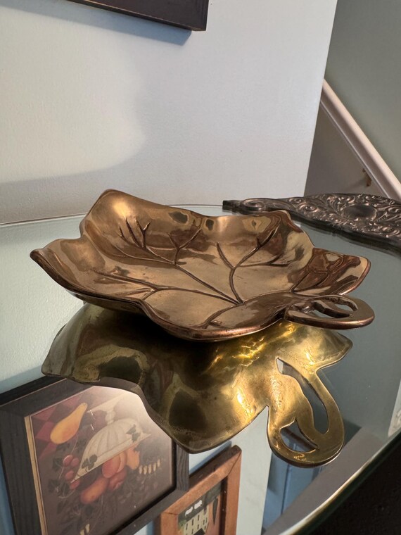 Decorative Vintage Solid Brass Grape Leaf Trinket… - image 5