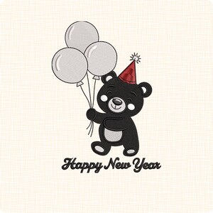 Pode incluir: Um urso preto de desenho animado usando um chapéu de festa vermelho e segurando três balões cinzentos. O texto "Happy New Year" está escrito abaixo do urso. O fundo é texturizado e branco sujo.