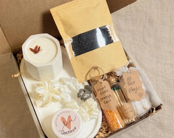 Personalized Self Care Box, Handmade Spa Gift, Cozy Care Package, Special Surprise for Her