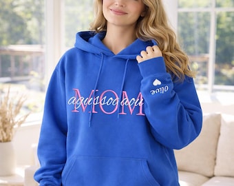 Personlig broderad namntröja, personlig broderad rund hals, barntröja med namnärm, tröja till mormor, present till mors dag