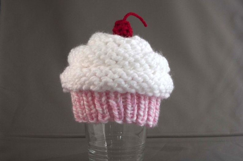 Cupcake Hat and Diaper Cover Set for Baby Girls, Photo Prop Cupcake Set, Newborn Baby Girl Photo Prop, Cupcake Beanie and Diaper Cover image 4