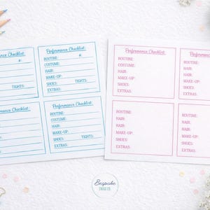 Puede incluir: Dos hojas de papel con "Performance Checklist" impreso. Una es azul, la otra rosa. Cada lista de verificación tiene secciones para rutina, vestuario, cabello, maquillaje, zapatos, medias y extras. Lápices y clips de papel en el fondo.