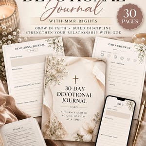 Può includere: Un diario devozionale di 30 giorni con 30 pagine, caratterizzato da un design floreale beige e bianco. La copertina riporta il testo 30 DAY DEVOTIONAL JOURNAL A JOURNEY CLOSER TO GOD, ONE DAY AT A TIME. Include fogli di controllo e riflessione.
