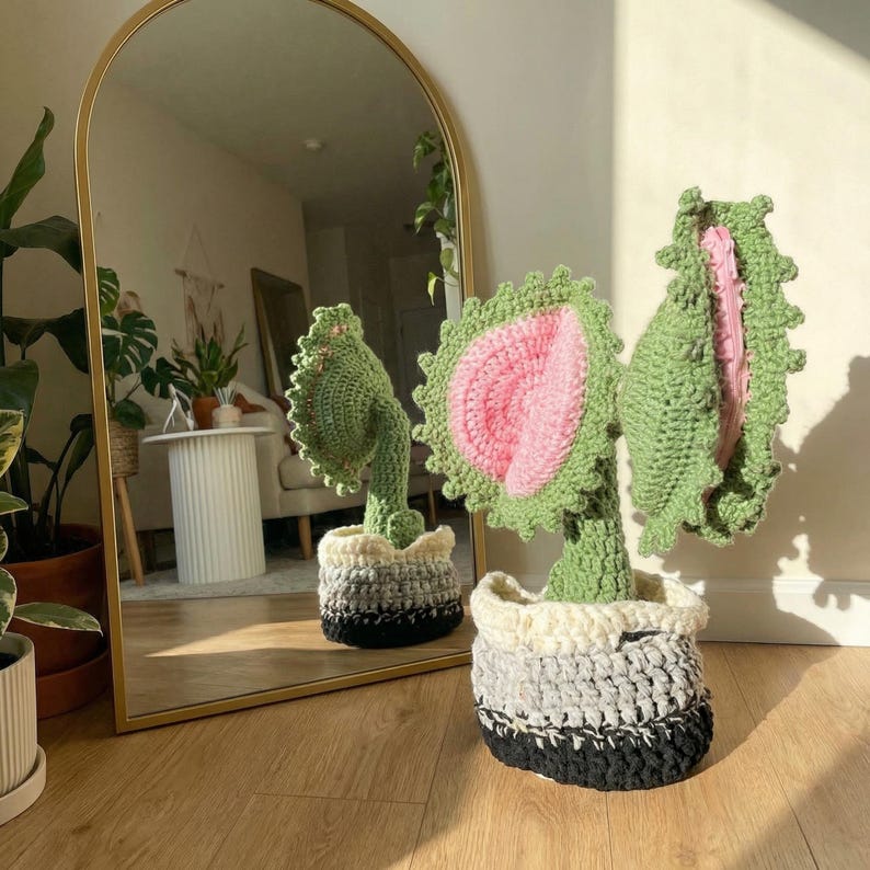 Giant Venus Flytrap Crochet Pattern, Jumbo Plant Amigurumi, Quirky Home Decor PDF image 6