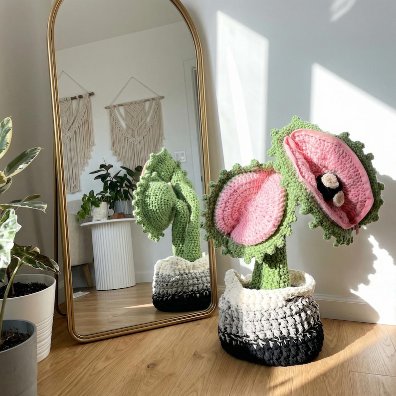 Giant Venus Flytrap Crochet Pattern, Jumbo Plant Amigurumi, Quirky Home Decor PDF image 5