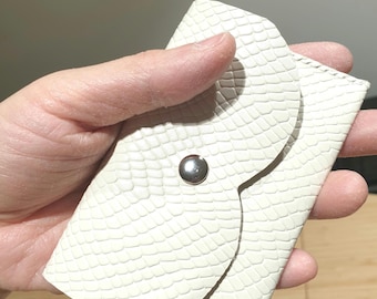 Handmade Cream Calfskin Leather Card Holder | Minimalist Wallet
