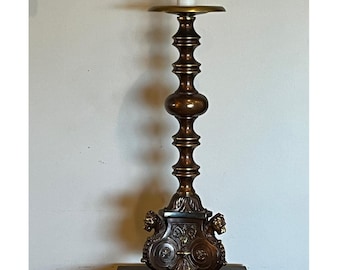 Lámpara de pie vintage L.S.S. NY con cabeza de león, 66 cm, estilo neogótico, metal fundido.