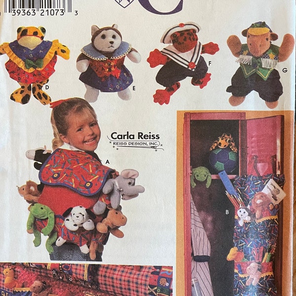 Simplicity Crafts 7929 Accessories for 9" Beanbag Animals Sewing Pattern, UNCUT, BackPack, Locker Organizer, Bed Caddy, Skirt, Bloomers