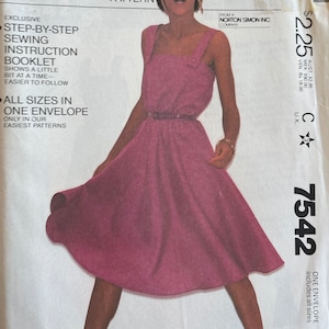McCall&#39;s 7542 Misses&#39; Dress Sewing Pattern, UNCUT, Size All Sizes, 6-8-10-12-14-16-18-20, Pullover Dress, Easy Fit, Easy Sew,Vintage Pattern