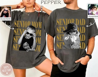 Custom Photo Graduate Senior 2026 Shirt, Last Crawl Befor We Walk Tee, Pub Bar Crawl Shirt, Roommate Grad, Personalized Graduation Gift