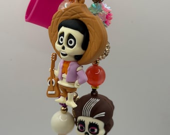 Coco Inspired Skeleton Charm: Día de los Muertos Beaded Purse Accessory