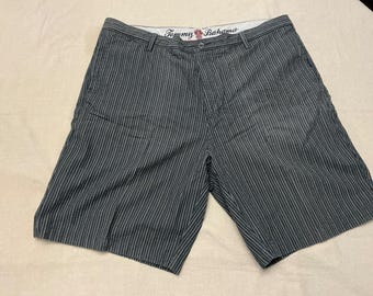 Tommy Bahama Paradise Nation shorts, size 40