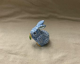 Herend- Bunny Rabbit Eating Lettuce- FIRST EDITION!!