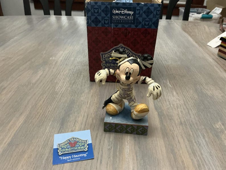 Mickey Mouse 'Happy Haunting'-beeldje afbeelding 1