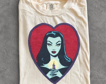 Retro Comic Horror Vampire T-Shirt, Dark Romance Shirt, Gothic Love Shirt, Vintage Style Vampire Tee, Gift For Her, Spooky Halloween T-Shirt