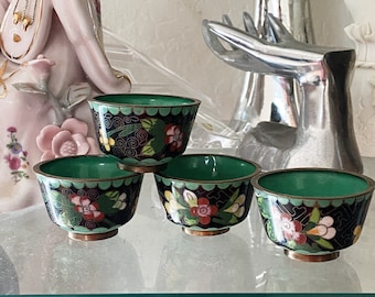 Set of 4 Chinese Handpainted Floral Art Enamel Sake Shot Cups