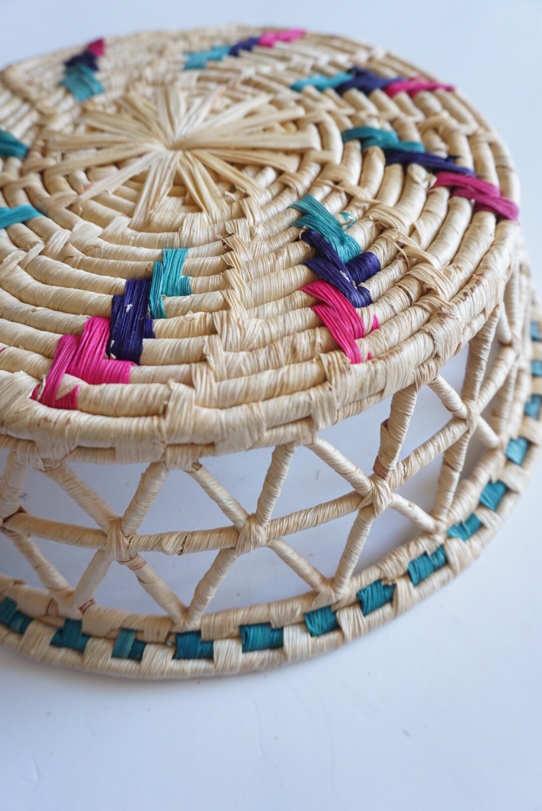 Round Colorful Woven Straw Basket / Fruit Bowl / Wall Decor