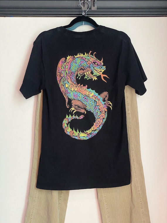 RARE Vintage Stüssy Dragon Graphics T-Shirt / 80s… - image 1