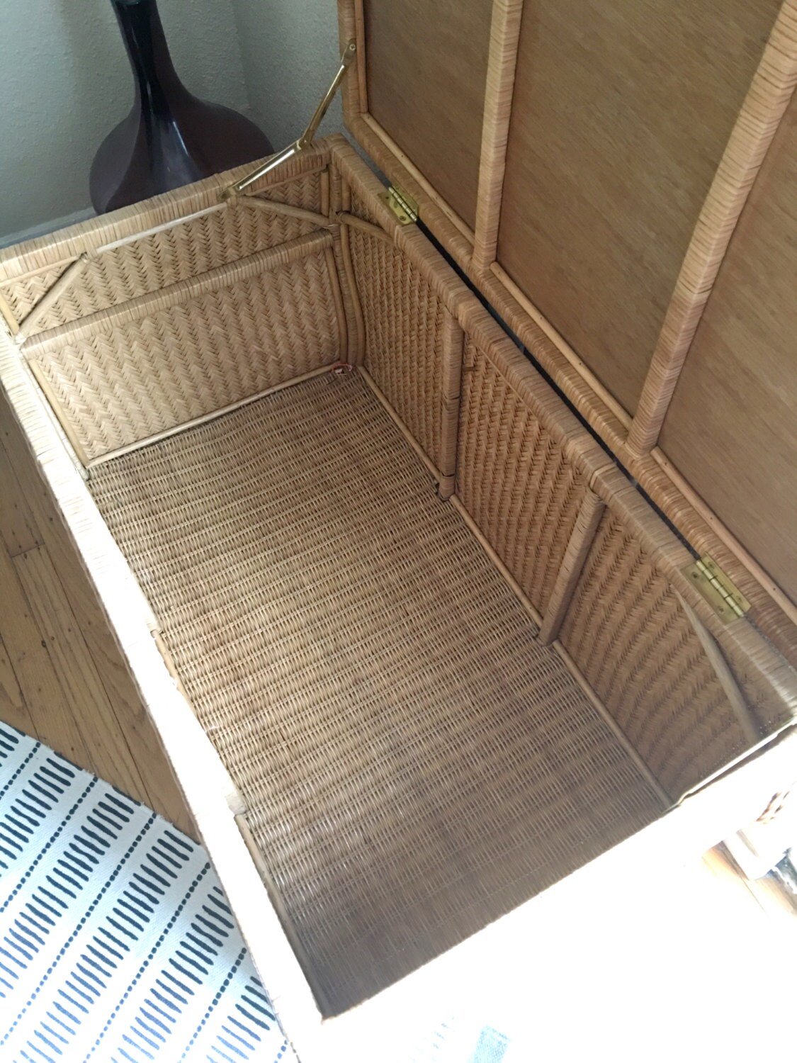 RESERVEDExtra Large Vintage Wicker Rattan Storage Chest / Trunk / Bench