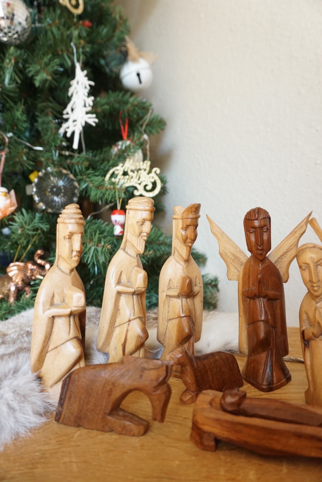 Vintage Carved Wooden Nativity Scene Christmas Baby Jesus Holy Family